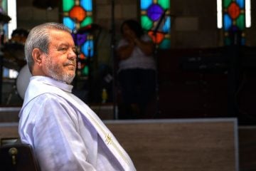 Padre é denunciado por abusos contra crianças há mais de 20 anos