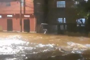 Temporal inunda avenidas em Belo Horizonte e na Região Metropolitana