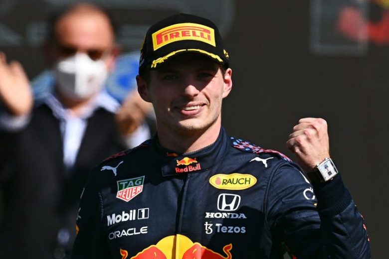 Livre de problemas estomacais, Verstappen lidera o 1º treino na Arábia Saudita