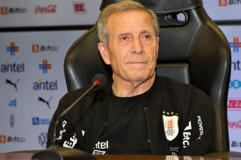 Depois de 15 anos, Óscar Tabárez é demitido do comando da seleção do Uruguai