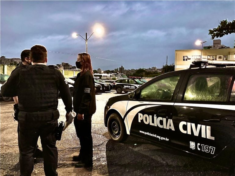 Operação da Polícia Civil mira corrupção no Detran-MG