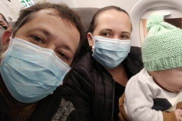 Casal que quebrou guichê em aeroporto admite ter errado