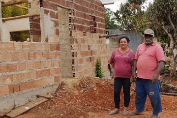 Após realizar vaquinha, moradora de Itabira dá nova casa aos pais