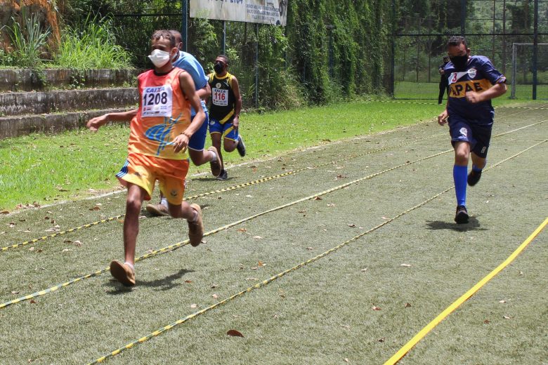 Apaes da região participam de evento esportivo em João Monlevade
