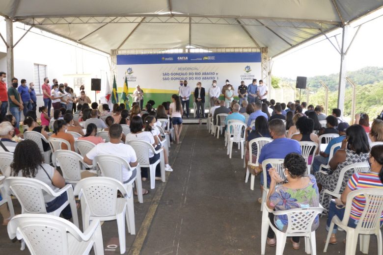 Prefeitura de São Gonçalo entrega 86 moradias no Matias a beneficiários