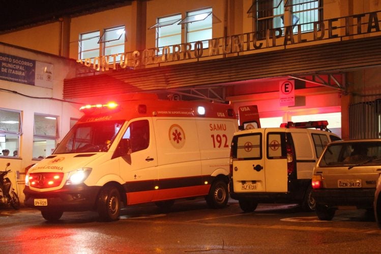 Motociclista sofre fratura em acidente na rua Humberto Campos
