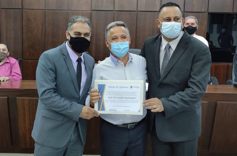 Igreja do Evangelho Quadrangular e pastor Benedito Epaminondas são homenageados pela Câmara de Monlevade