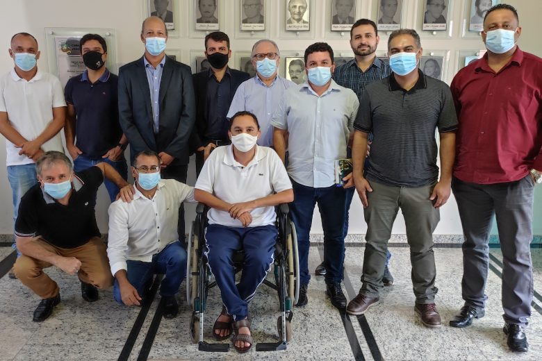 Vereadores se reúnem com Prefeito e Vice para balanço do ano em Monlevade