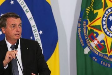 Presidente regulamenta auxílio gás e Programa Alimenta Brasil