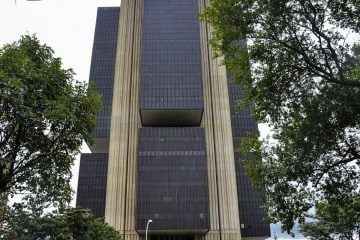 Copom aumenta taxa básica de juros para 9,25% ao ano