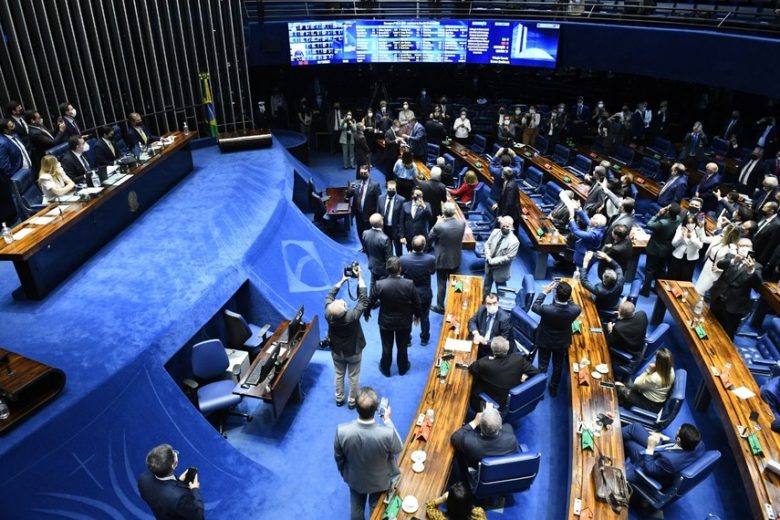 A derrota do governo na tentativa de aumento  do IOF