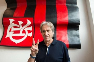 Flamengo tem ‘sim’ de Jorge Jesus e busca acordo com o Benfica