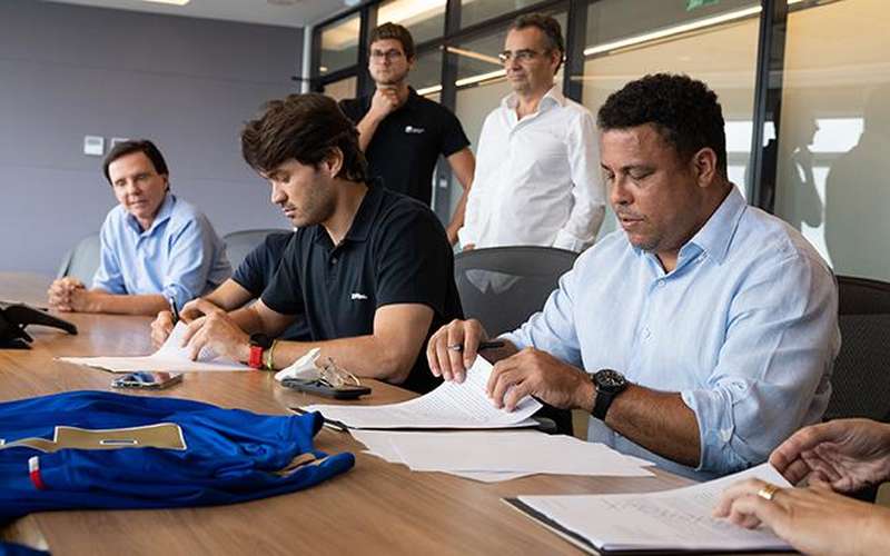 Efeito R9: Cruzeiro revela pré-cadastros de sócios e potenciais parceiros