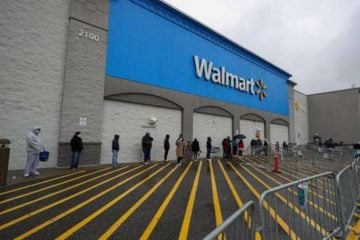Mulher receberá R$ 50 milhões após pisar em prego dentro de supermercado