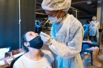 Estados voltam a ter medidas restritivas com aumento de casos de Covid; confira