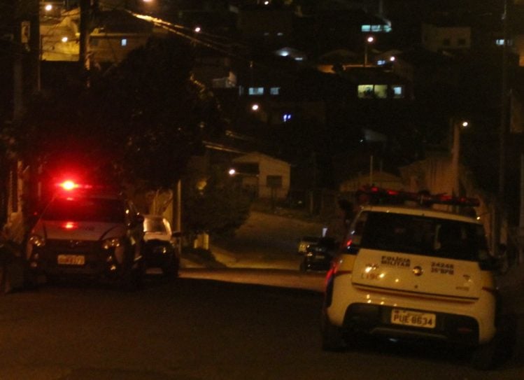 Homem baleado no Fênix foi atingido por dois tiros