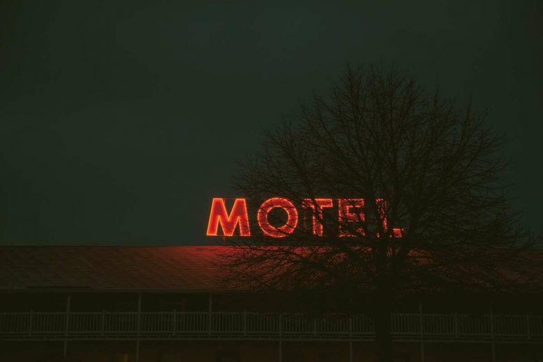Casal é preso por levar criança de 4 anos para motel