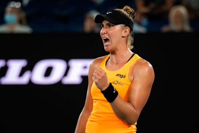 Bia Haddad estreia com triunfo nas duplas do WTA Finals