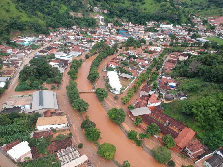 Prefeitura de Santa Maria de Itabira encerra arrecadação de doações para atingidos pelas chuvas