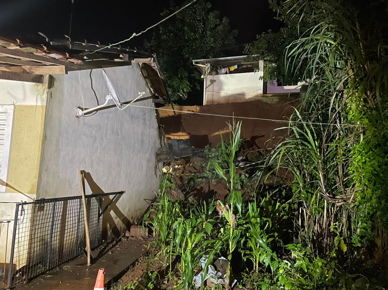 Criança morre após desabamento em São Gonçalo do Rio Abaixo
