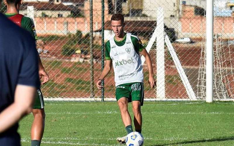 Gustavo projeta mais oportunidades em ‘temporada desafiadora’ do América