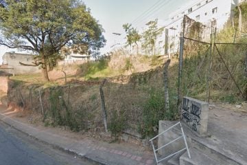 Polícia encontra corpo sem cabeça em lote vago, em BH