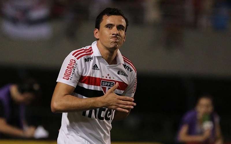 Silêncio de Pablo, do São Paulo, faz Ceará avaliar outros centroavantes