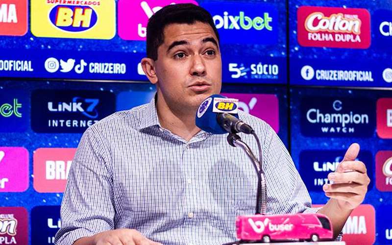 Cruzeiro investirá em contratações? Diretor explica planejamento de elenco