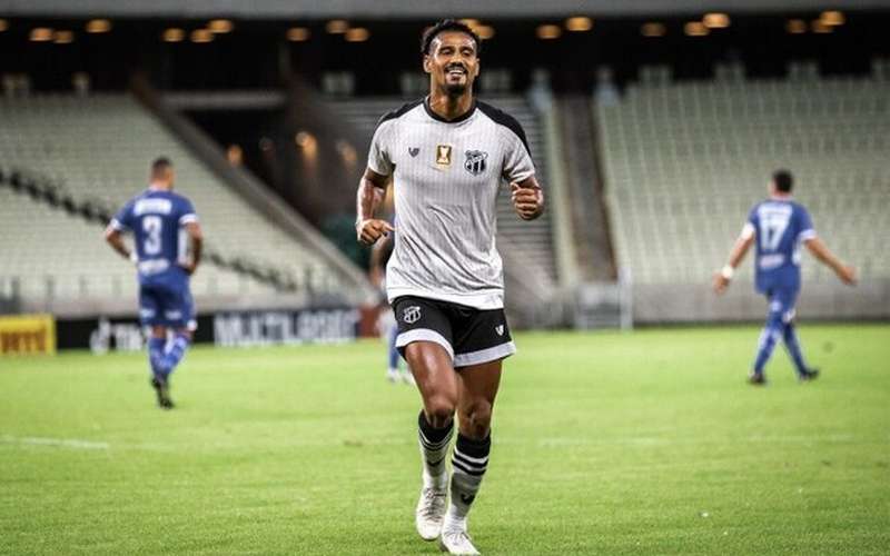 Cruzeiro fecha com Gabriel Dias e tem mais um ‘curinga’ no elenco de 2022