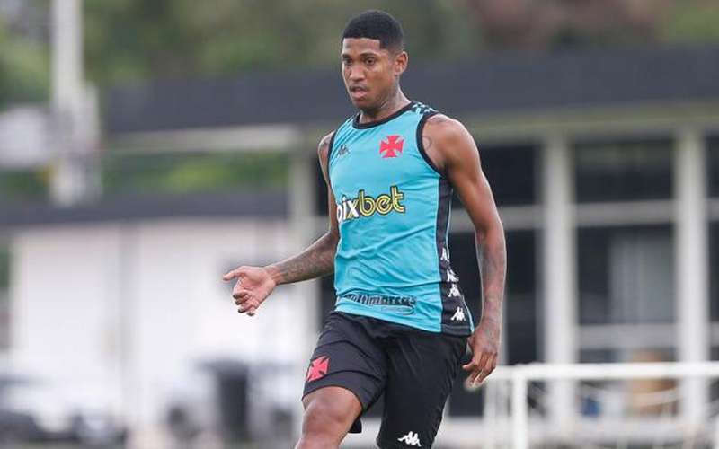 Ex-Cruzeiro, Raniel mostra motivação em chegada ao Vasco