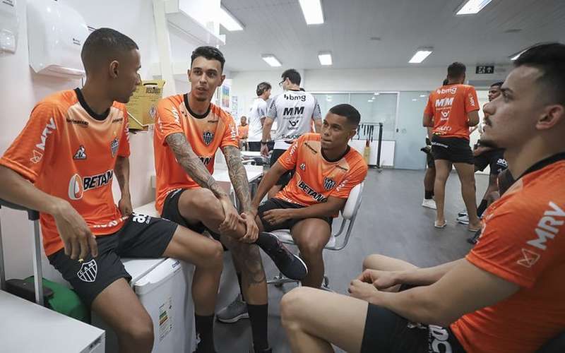 Atlético vai trabalhar com 35 jogadores em 2022; veja a lista