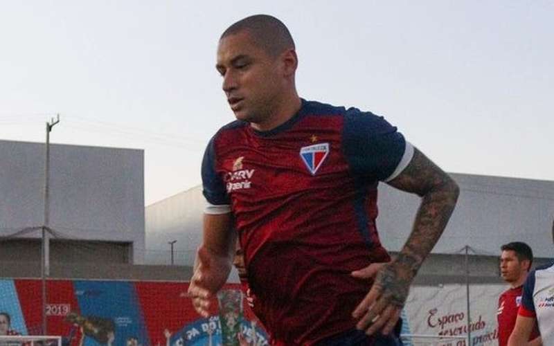 América oficializa contratação de Wellington Paulista, ex-Cruzeiro