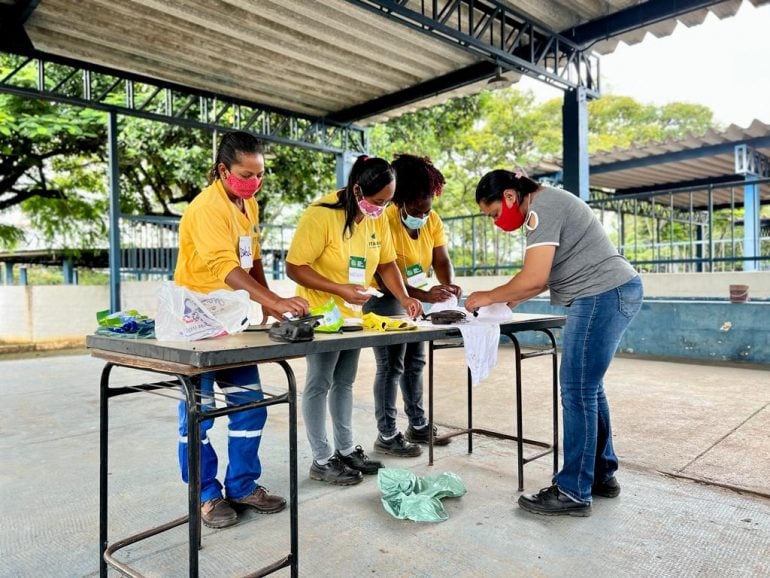 Itaurb promove capacitação para equipe de roçada