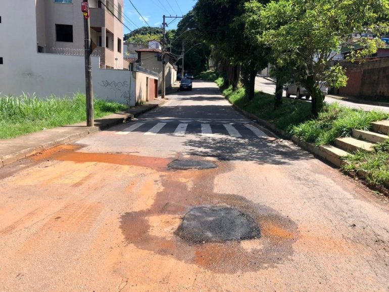 Prefeitura realiza operação tapa-buraco em pontos de Itabira