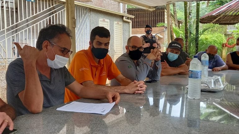 Após protesto, Prefeitura e ArcelorMittal buscam solução para problemas nos bairros Santa Cruz e Amazonas