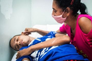 Deficiente mental que estava desaparecido é encontrado pela mãe com “infestação de larvas”