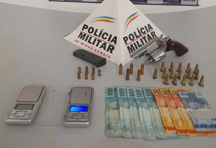 Homem é preso com revólver e droga no bairro Bela Vista