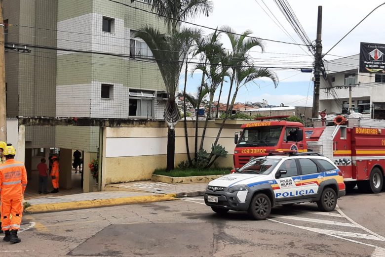 Incêndio em apartamento mobiliza bombeiros em Itabira