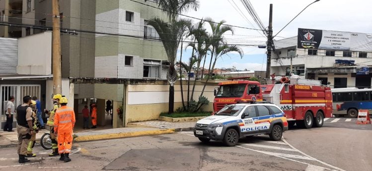 Incêndio em apartamento mobiliza bombeiros em Itabira