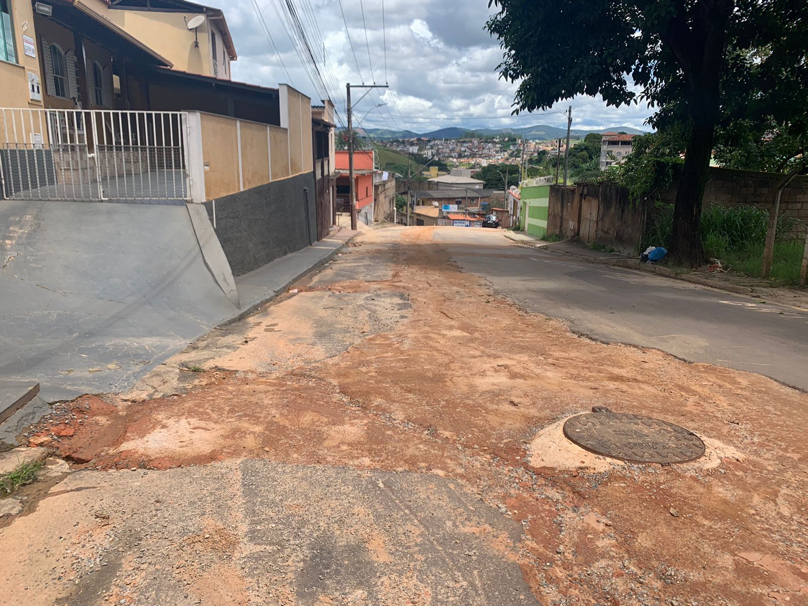 Intervenção na rua Valdemar de Alvarenga Lage tem primeira fase concluída