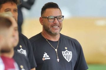 “Turco” Mohamed elogia desempenho do Atlético no segundo tempo do clássico