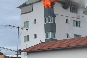Cobertura de apartamento pega fogo em Belo Horizonte e assusta moradores