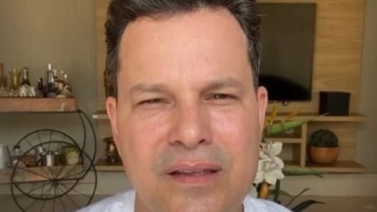 Cantor João Neto é diagnosticado com câncer de tireoide