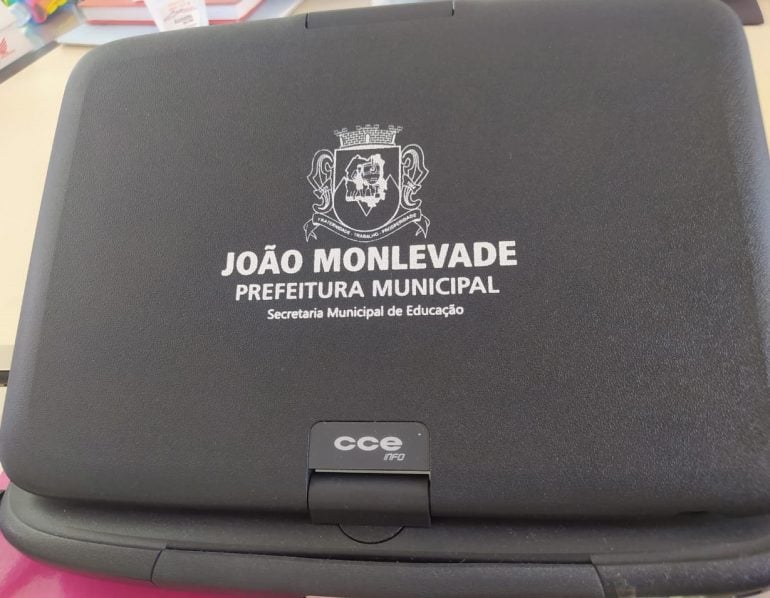 Prefeitura de Monlevade recupera 192 netbooks que estavam no almoxarifado há mais de 10 anos
