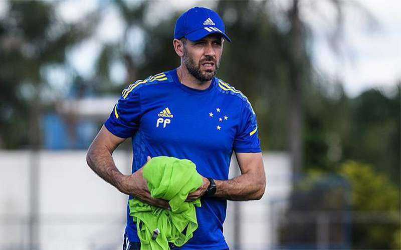 Com mescla na equipe, Cruzeiro encara Caldense em briga pelo G4 do Mineiro