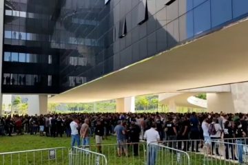 Agentes da segurança de MG não concordam com reajuste de Zema e fazem nova manifestação