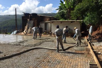 Reforma de quadra do bairro Pedreira está quase concluída, diz Prefeitura de Monlevade