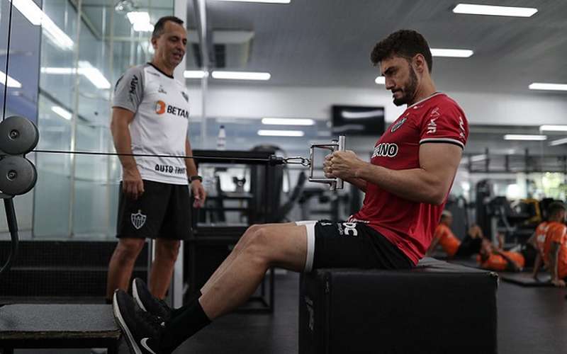 Rafael relembra lesão no ombro e comemora início de temporada no Atlético