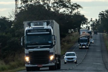 Definidas restrições de circulação de veículos de carga durante feriados de 2022