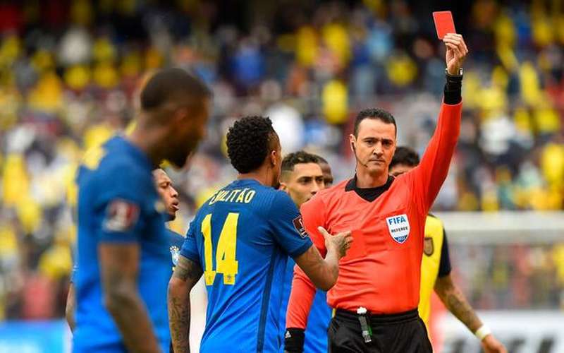 Com polêmicas no currículo, Roldán é escalado para apitar América x Guaraní